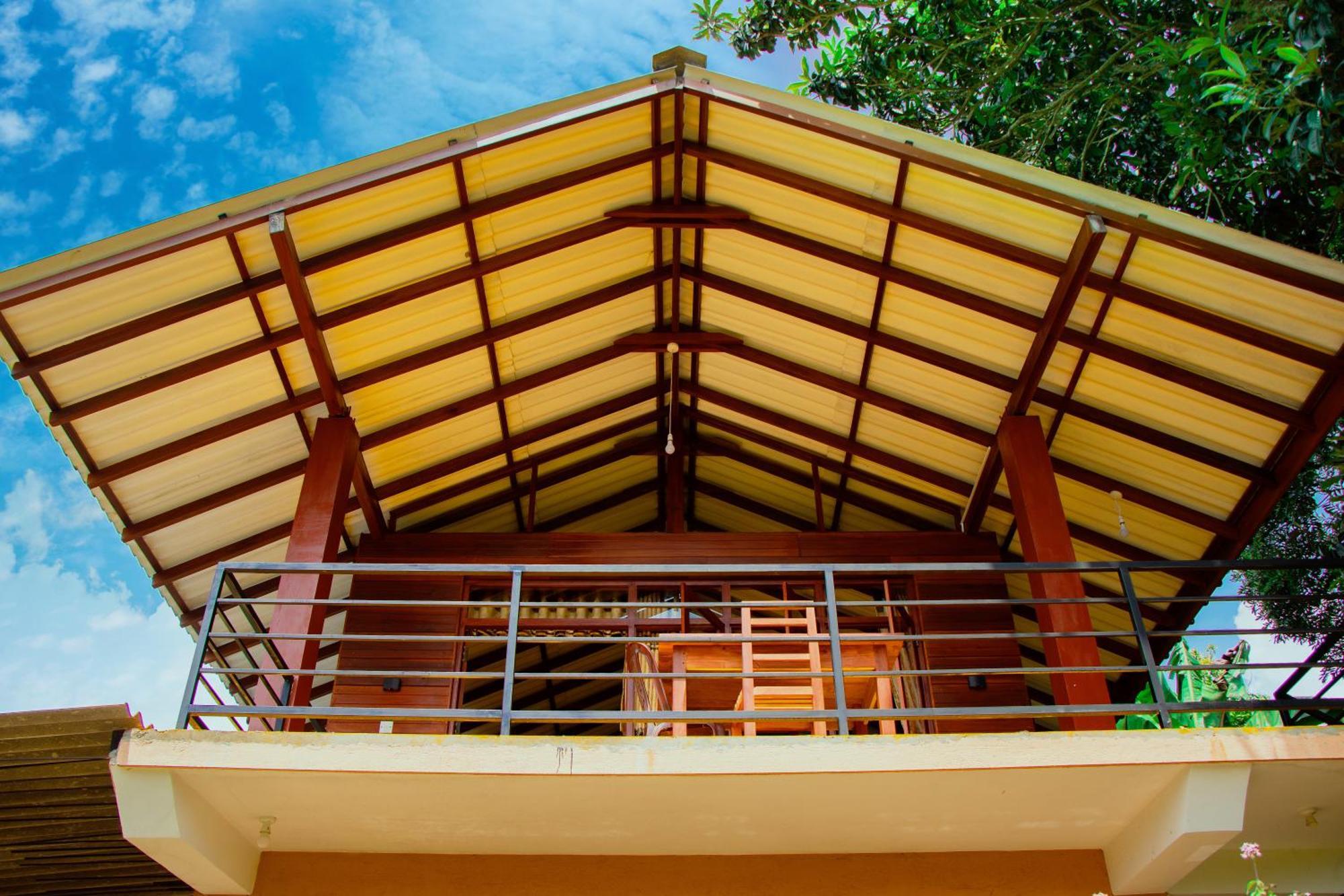 אלה Nine Arch Wood Cabin מראה חיצוני תמונה
